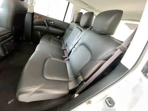 Used 2018 Nissan Armada SL w/ Moonroof Package AWD/4WD image 23