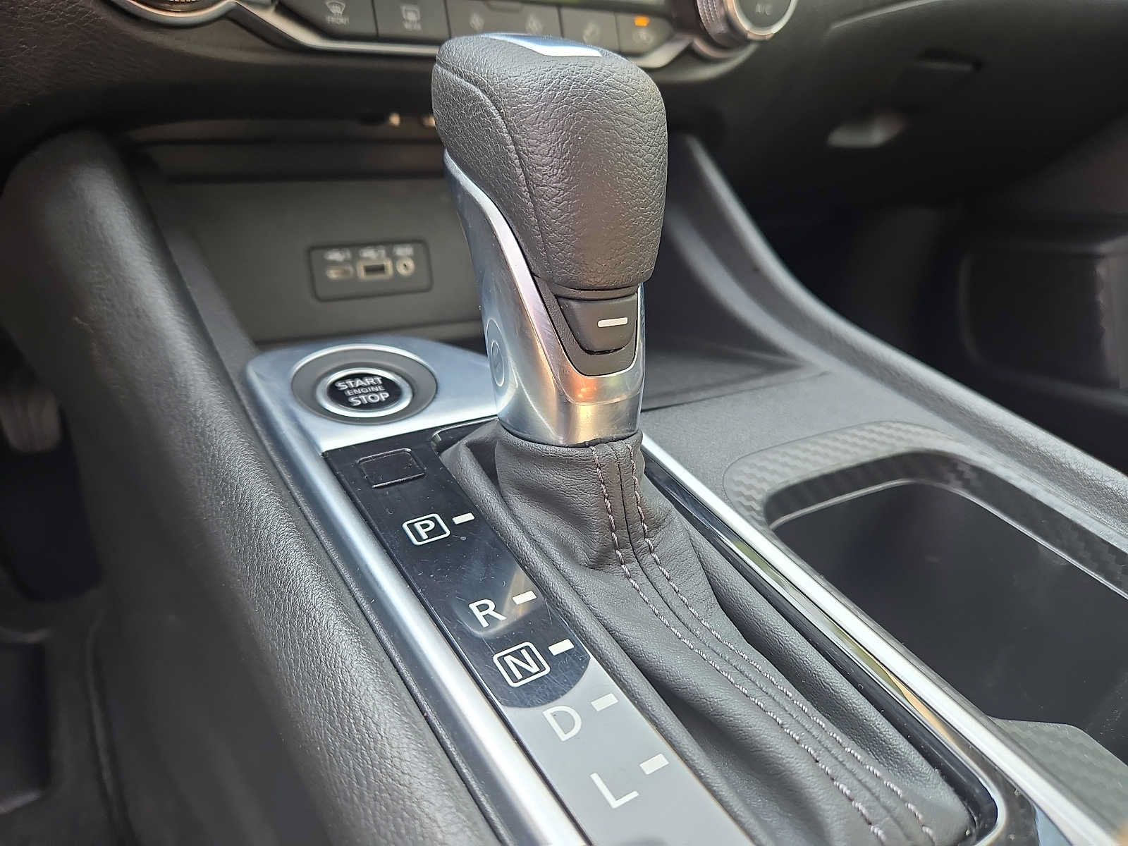 Used 2023 Nissan Sentra SV w/ All-Weather Package FWD image 14