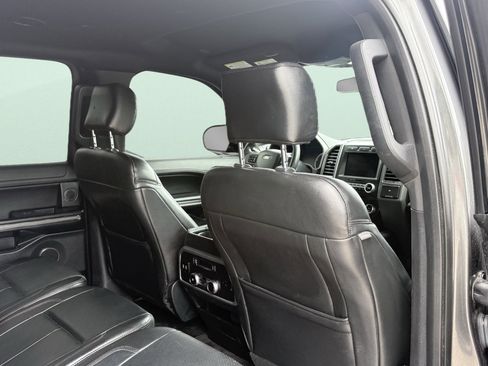 Used 2018 Ford Expedition Max XLT w/ Equipment Group 202A RWD image 44