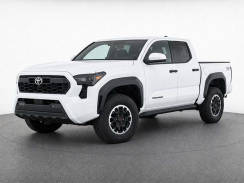 Used 2025 Toyota Tacoma TRD Off-Road AWD/4WD image 8