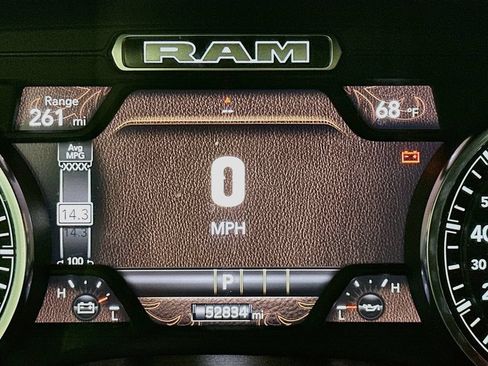 Used 2025 RAM 1500 Laramie w/ Sport Appearance Package AWD/4WD image 15