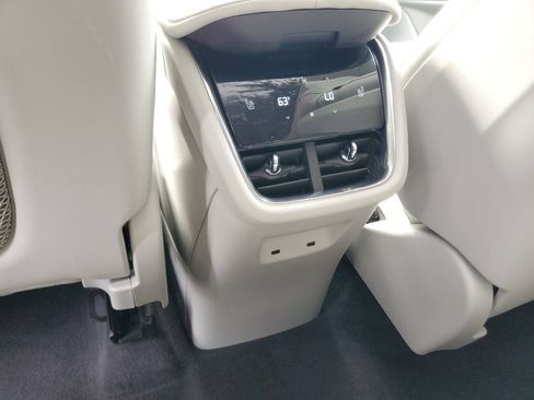 Certified 2025 Volvo EX90 Ultra AWD/4WD image 14
