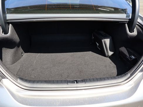 Used 2026 Genesis G70 2.5T image 35