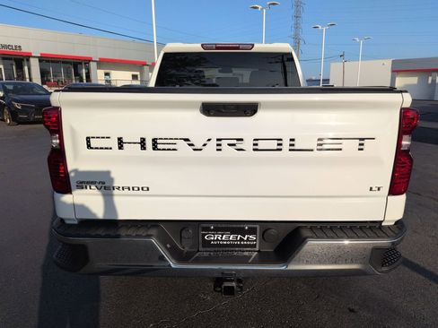 Used 2023 Chevrolet Silverado 1500 LT w/ Protection Package AWD/4WD image 4