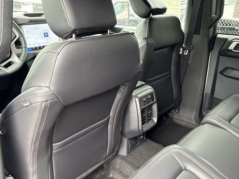 New 2026 Ford Bronco Outer Banks AWD/4WD image 17