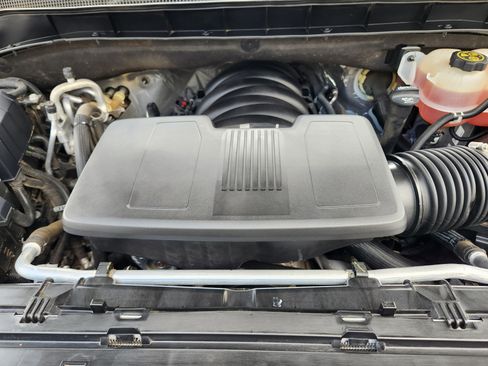 Used 2023 Chevrolet Tahoe Premier RWD image 32