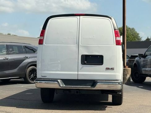 Used 2019 GMC Savana 3500 w/ Driver Convenience Package RWD image 23
