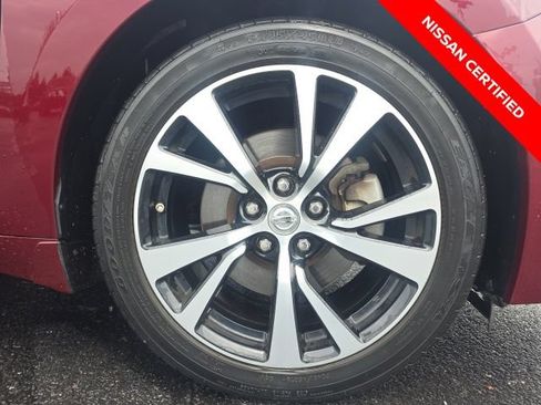 Used 2018 Nissan Maxima 3.5 SV FWD image 11