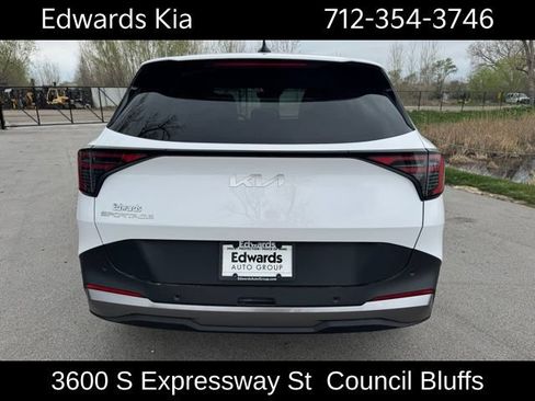 New 2026 Kia Sportage EX FWD image 8