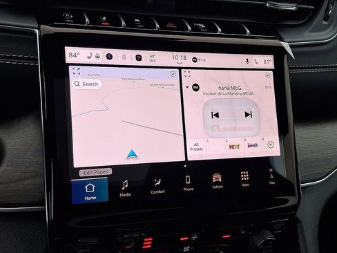 New 2025 Jeep Grand Cherokee Limited image 3