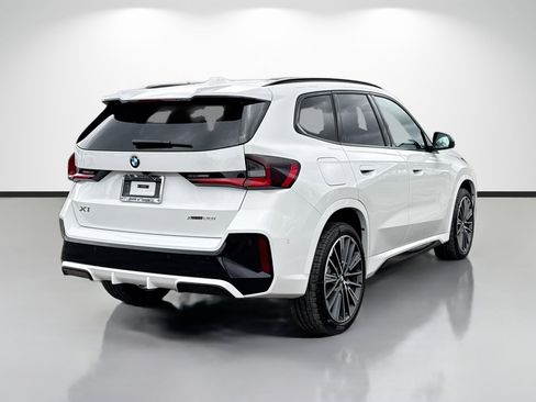 New 2026 BMW X1 xDrive28i w/ Technology Package image 3