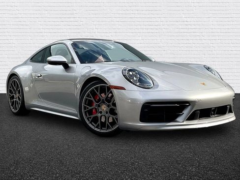 Used 2020 Porsche 911 Carrera S RWD image 3