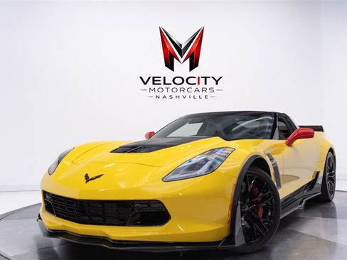 Used 2018 Chevrolet Corvette Z06 RWD image 1