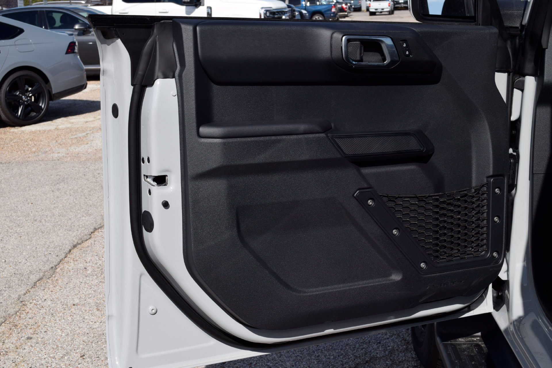 New 2026 Ford Bronco Outer Banks AWD/4WD image 17