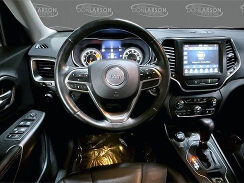 Used 2021 Jeep Cherokee Latitude Lux w/ Comfort/Convenience Group image 19