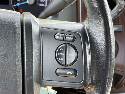 Used 2015 Ford F250 Lariat w/ Chrome Package image 20