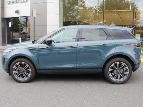Used 2024 Land Rover Range Rover Evoque S image 6