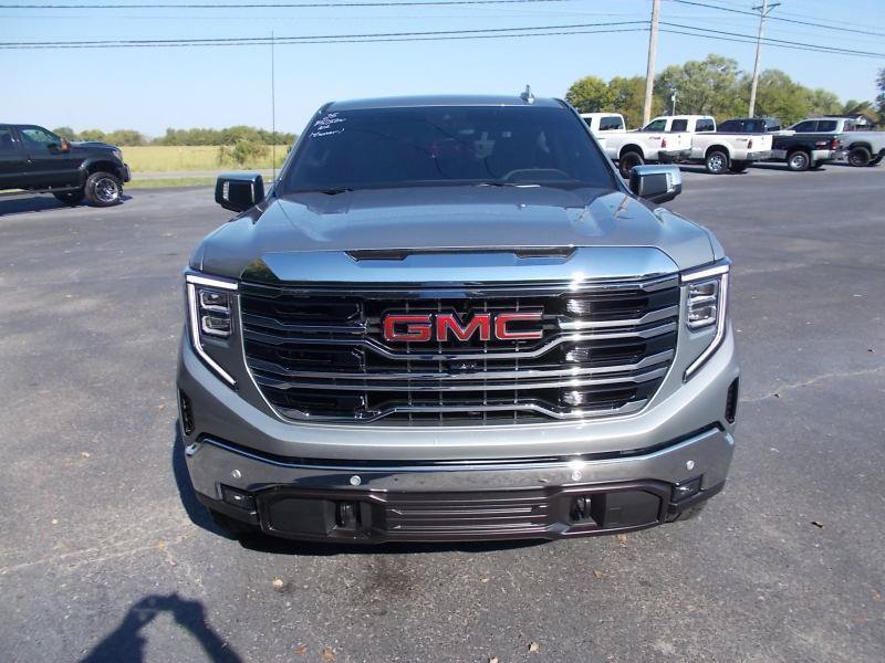 Used 2025 GMC Sierra 1500 SLT w/ SLT Premium Plus Package AWD/4WD image 9