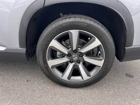 Used 2023 Honda Pilot Touring image 38