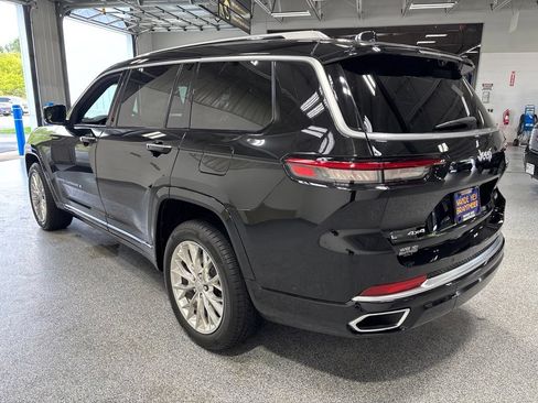Used 2021 Jeep Grand Cherokee L Summit w/ Advanced Protech Group IV AWD/4WD image 5