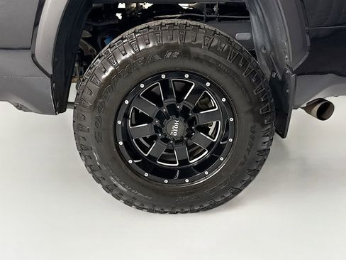Used 2022 Toyota Tundra SR5 w/ TRD Off-Road Premium Package AWD/4WD image 31