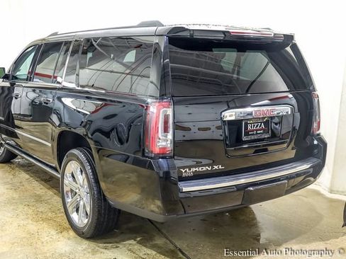 Used 2019 GMC Yukon XL Denali w/ Denali Ultimate Package AWD/4WD image 5