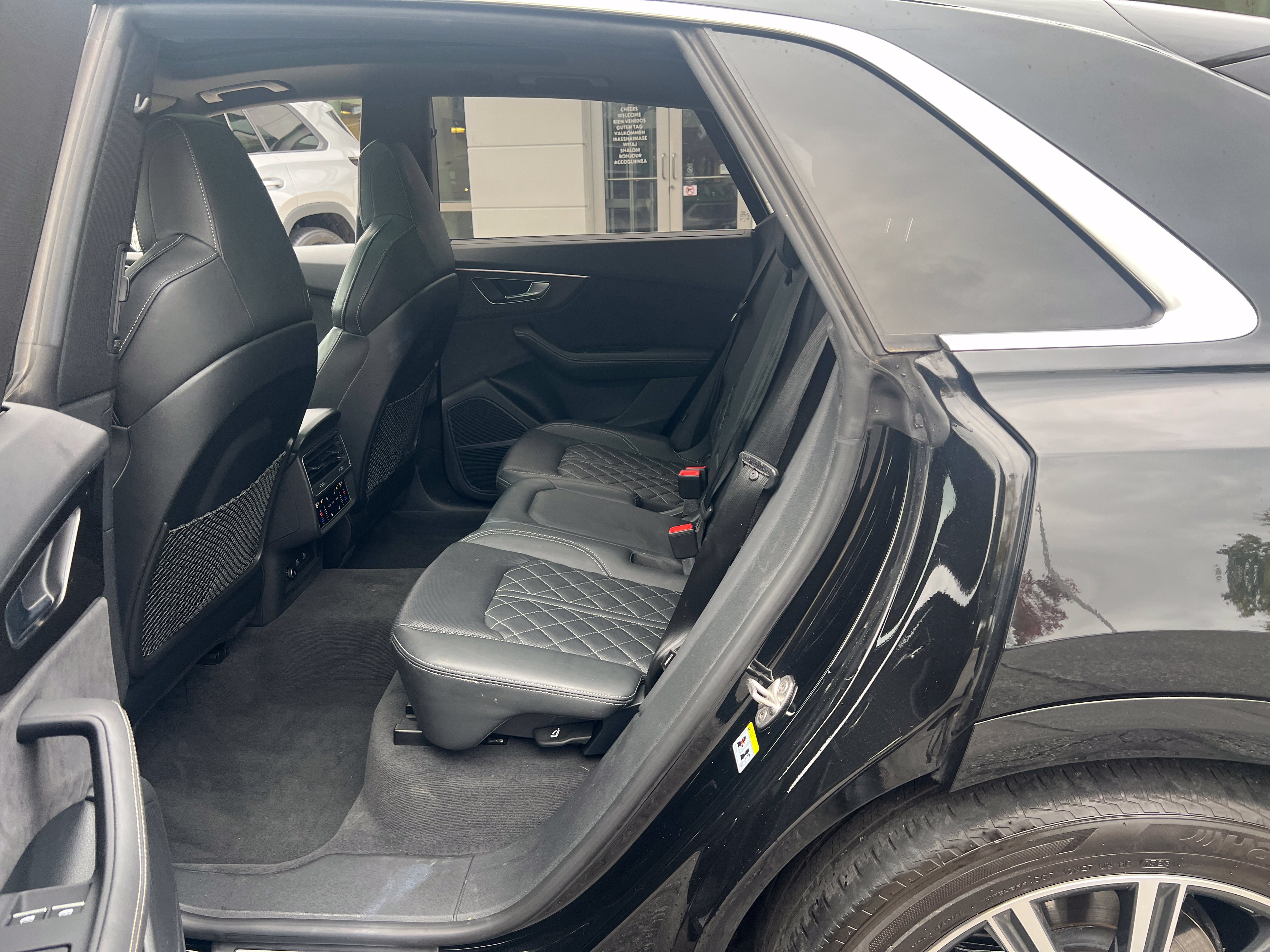 Used 2023 Audi SQ8 Premium Plus w/ Executive Package AWD/4WD image 18