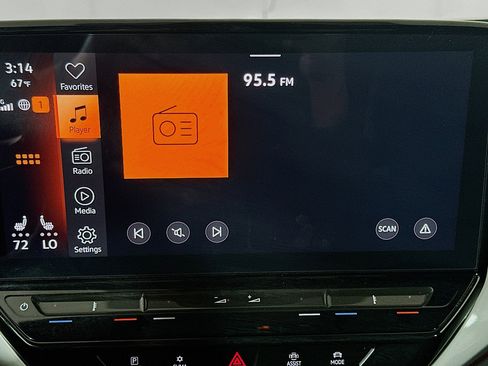 Used 2024 Volkswagen ID.4 S image 19