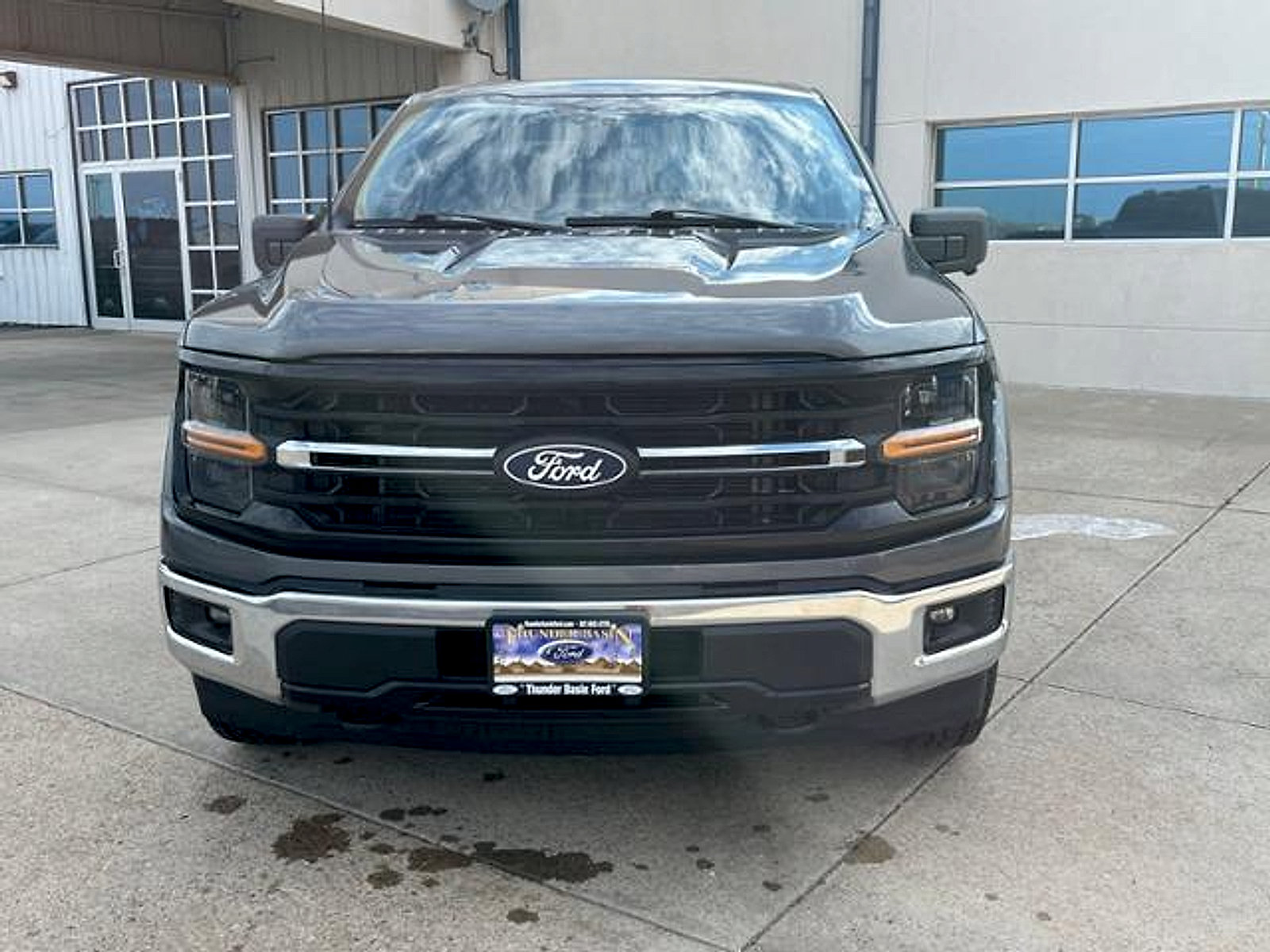 Used 2024 Ford F150 XLT AWD/4WD image 2