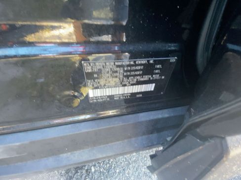 Used 2025 Toyota RAV4 LE image 9