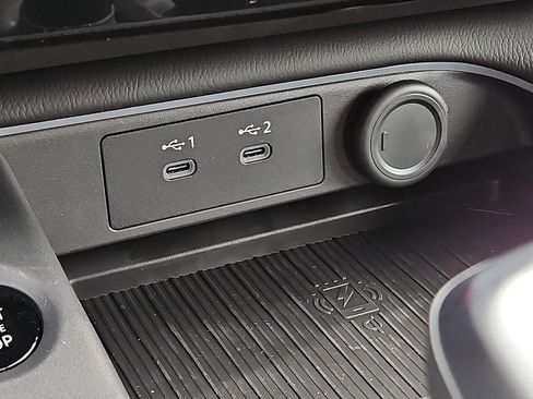 New 2026 Nissan Sentra SV FWD image 17