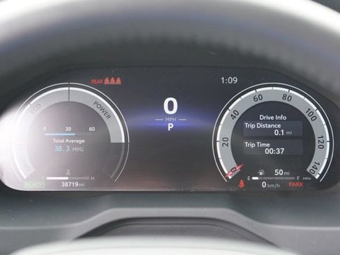 Used 2023 Toyota RAV4 XSE AWD/4WD image 19