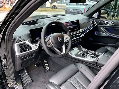 Used 2026 BMW ALPINA XB7 image 13