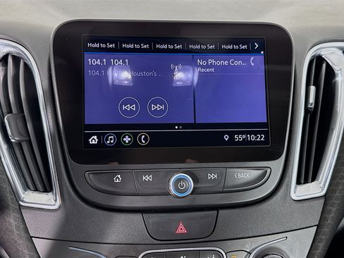 Used 2019 Chevrolet Malibu LT image 17