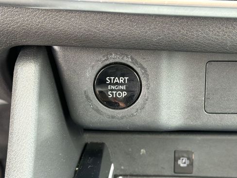 Used 2025 Nissan Rogue SL w/ Tech Package AWD/4WD image 26