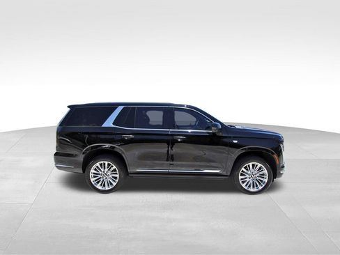 Used 2026 Cadillac Escalade Luxury AWD/4WD image 5