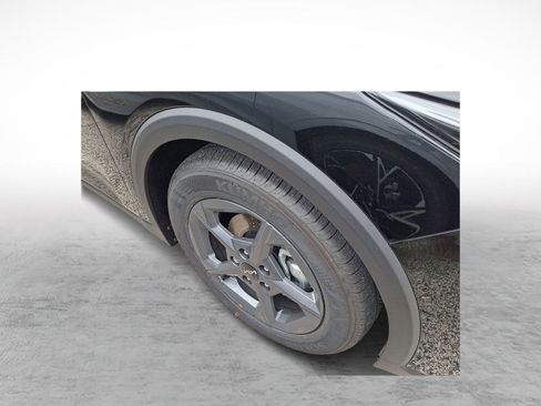 New 2025 Kia K4 LXS image 3