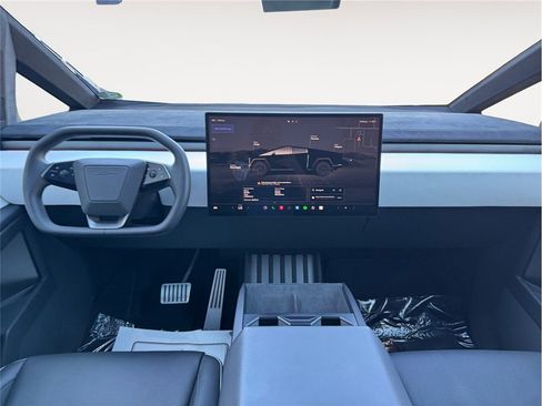 Used 2024 Tesla Cybertruck Cyberbeast AWD/4WD image 10