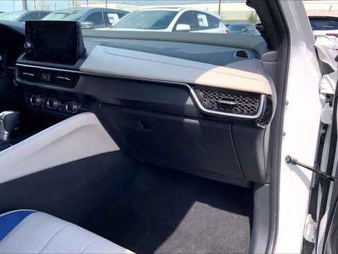 Used 2025 Acura ADX A-Spec image 19