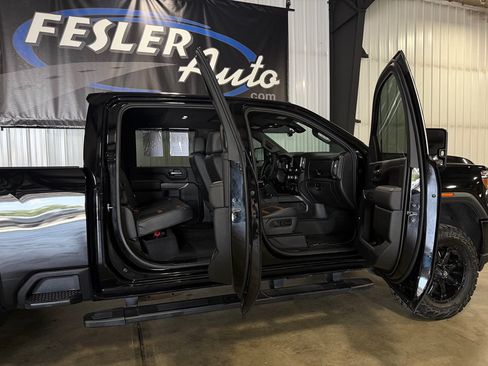 Used 2020 GMC Sierra 2500 AT4 w/ AT4 Premium Package AWD/4WD image 11