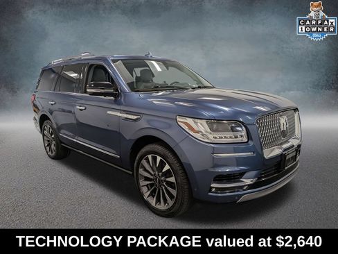 Used 2019 Lincoln Navigator Select w/ Technology Package AWD/4WD image 2
