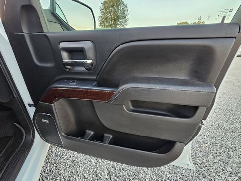 Used 2017 GMC Sierra 1500 SLT image 29