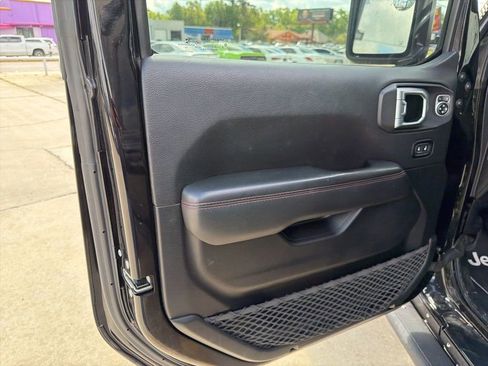 Used 2020 Jeep Gladiator Rubicon AWD/4WD image 13