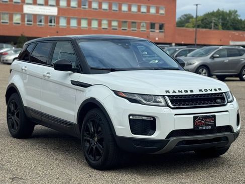 Used 2018 Land Rover Range Rover Evoque AWD/4WD image 2