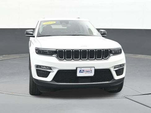 Used 2023 Jeep Grand Cherokee Limited AWD/4WD image 20
