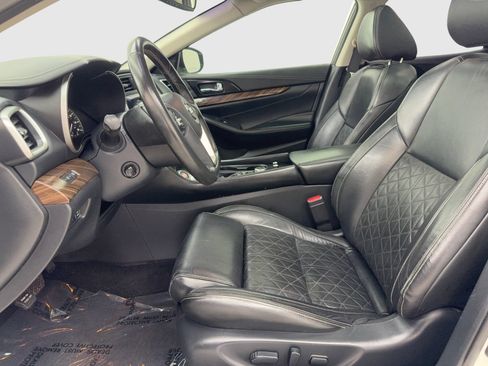 Used 2018 Nissan Maxima Platinum FWD image 17