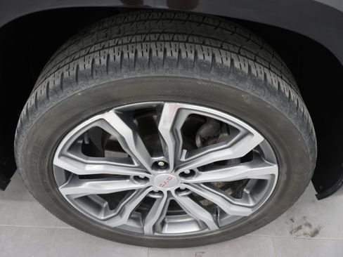 Used 2018 GMC Terrain Denali w/ Comfort Package AWD/4WD image 3