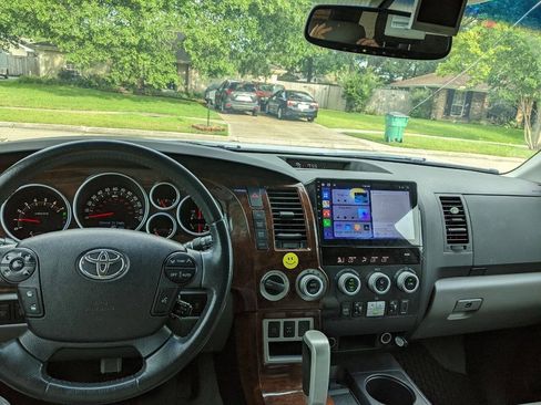 Used 2008 Toyota Sequoia Limited w/ Cold Area Pkg AWD/4WD image 16