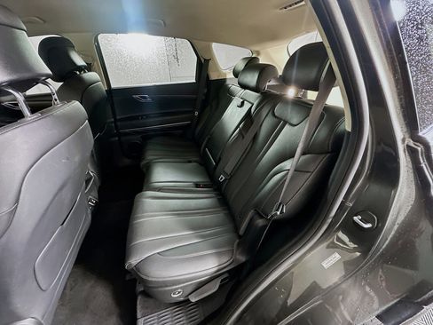 Used 2024 Genesis GV80 2.5T image 27