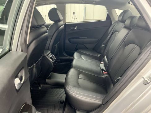 Used 2020 Kia Optima Premium FWD image 24